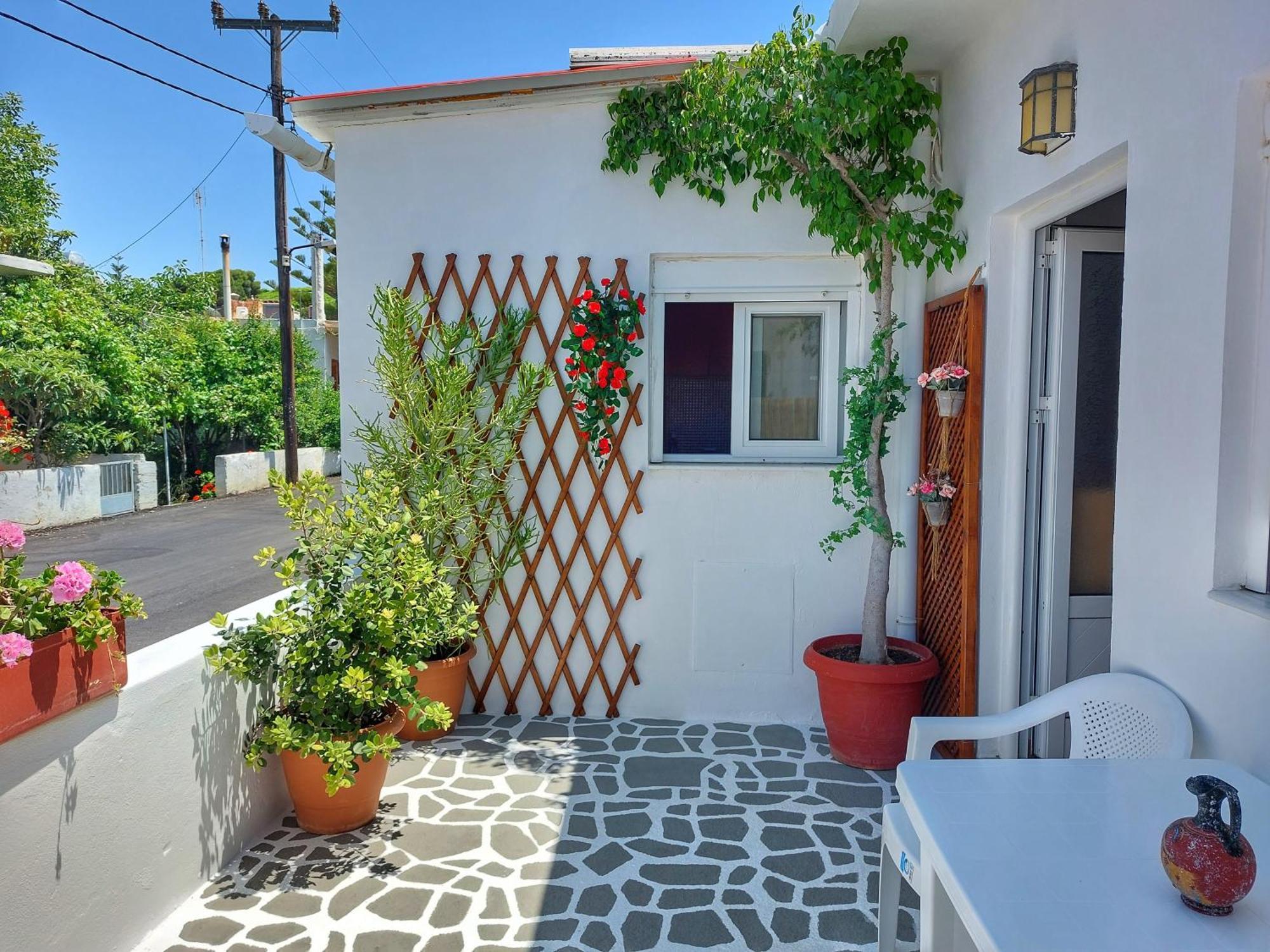 Eva'S House, Cozy Apartment In Traditional Village Pentamodi Exterior foto